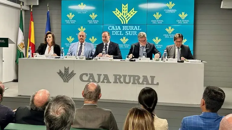Imagen de la &uacute;ltima asamblea de Caja Rural