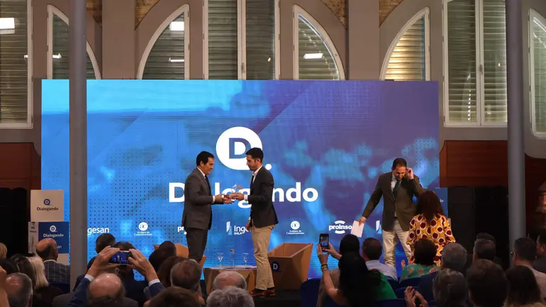 Nieto, al inicio del Foro Dialogando