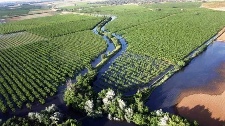 Zona agr&iacute;cola en la cuenca