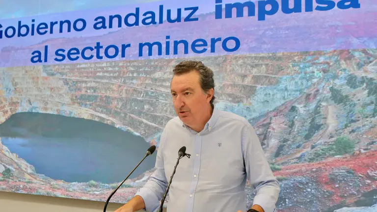 Manuel Andrés González