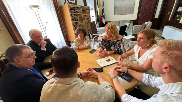 Reunión Congreso Virgen Amargura