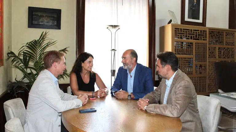 Presentaci&oacute;n del congreso en el Ayuntamiento