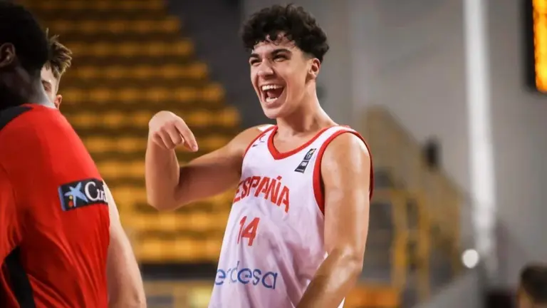 El onubense Alfonso Rodríguez con la selección española.