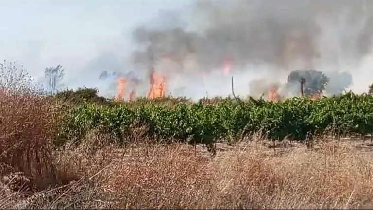 Comienzo del incendio en Bollullos