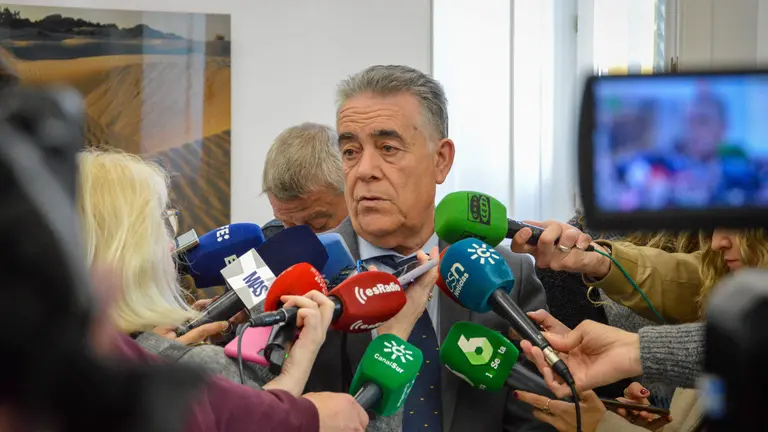 Declaraciones del alcalde de Almonte, Paco Bella