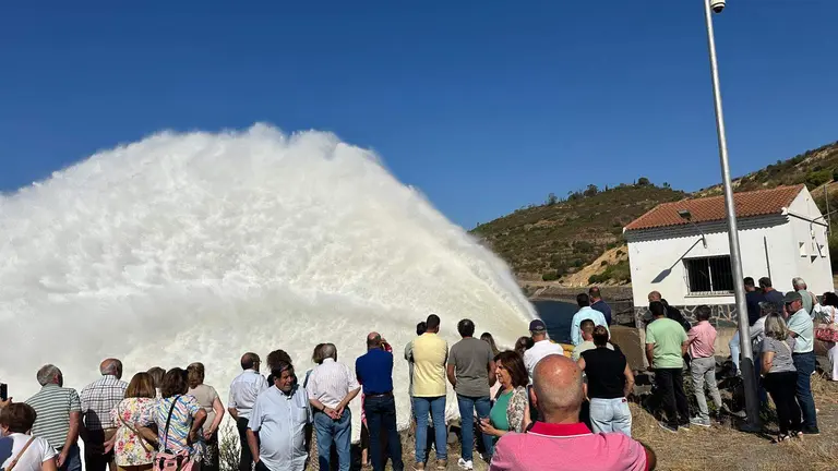 Ruta del agua, actividad central de los regantes
