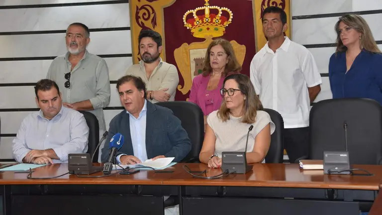 Rueda de prensa del alcalde y su equipo de Gobierno