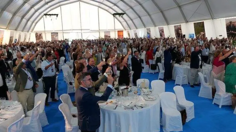 Unas 1.200 personas participaron en el evento