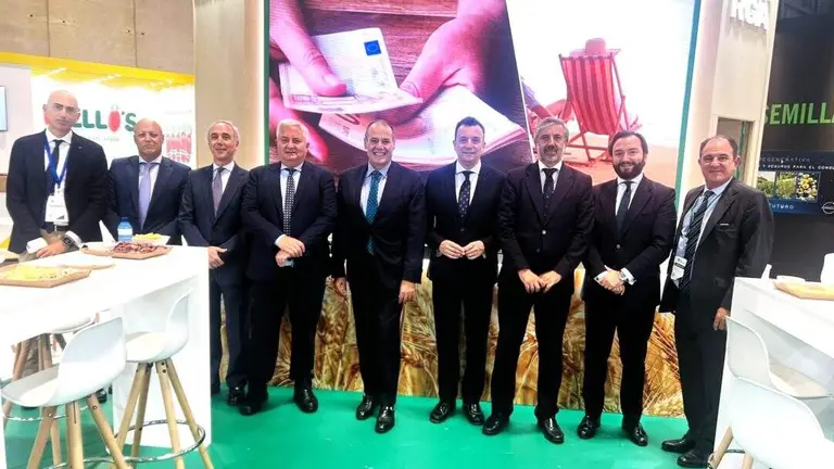 Directivos de Caja Rural del Sur presentes en la Fruit Attarction de esta edición