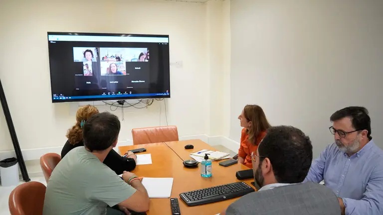 Reunión de la Mesa de Ayuda Humanitaria de la Diputación