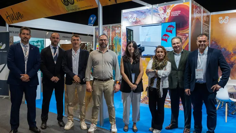 Visita de Toscano al MMH