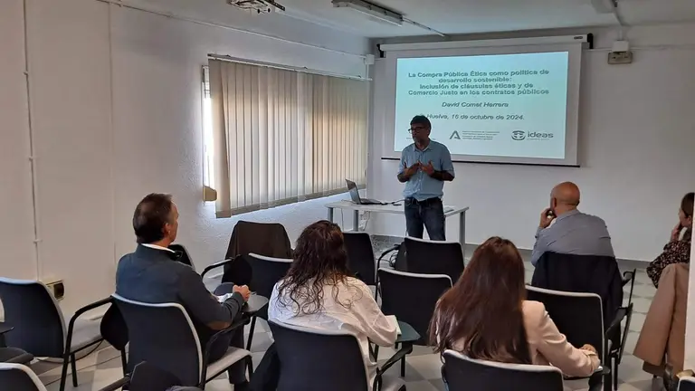 Encuentro celebrado en la Diputación