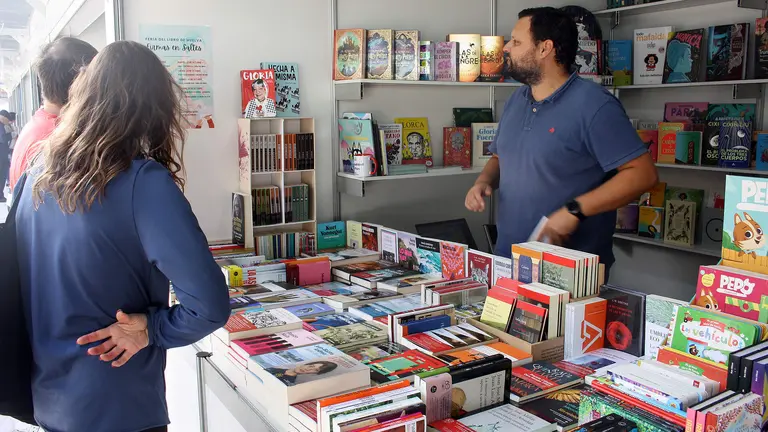 Ambiente Feria Libro Huelva