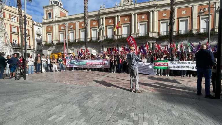 26-10-24. Concentración Dependencia