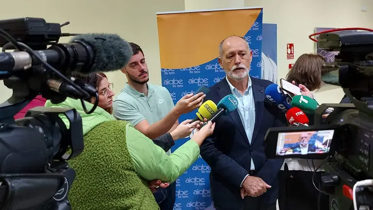 José Luis Menéndez (AIQBE)