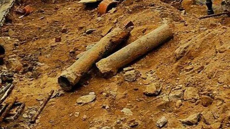 Tuberías en el Pasaje