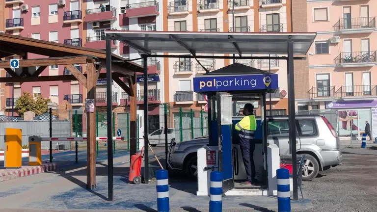 Aparcamiento de Pal Parking en la zona vecina al Ensanche