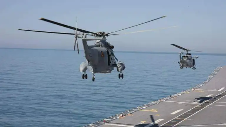 Despliegue del ejército en la zona portuaria de Huelva