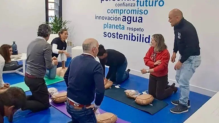 Formaci&oacute;n RCP maniquies