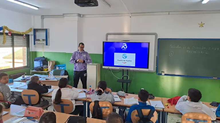 Antonio Bendala durante su conferencia.