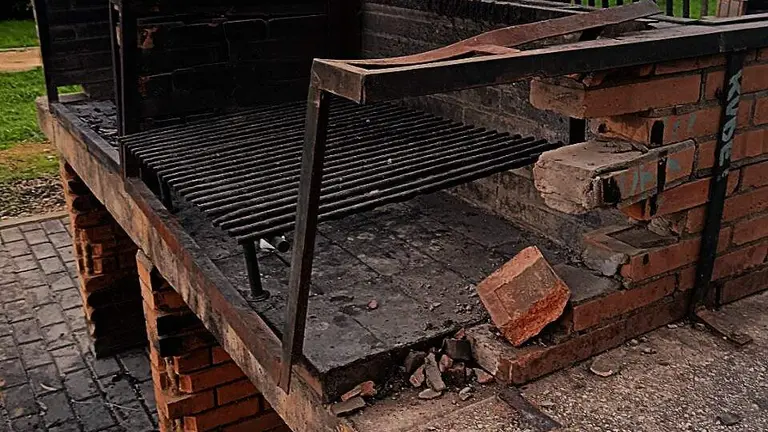 Barbacoa zona Avenida de la Cinta