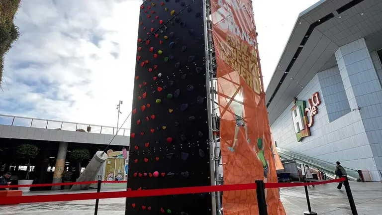 Rock&oacute;dromo en Holea