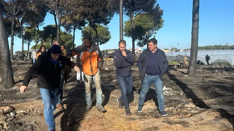 Visita al campamento de Lucena