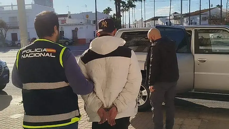 Uno de los detenidos