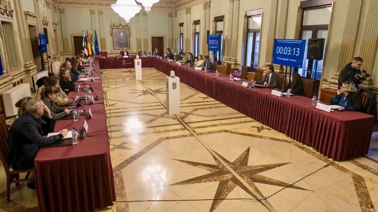 Pleno del Ayuntamiento de Huelva.