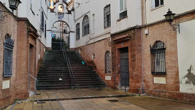 Casa Grande en la calle Jesús Hermida