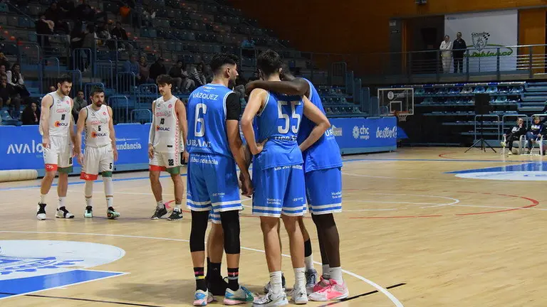 El Ciudad de Huelva comienza a perder jugadores.