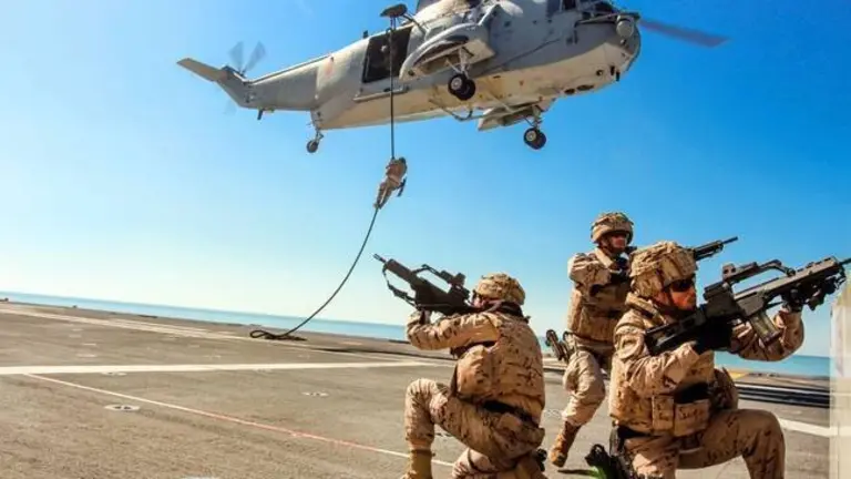 Maniobras militares en Huelva