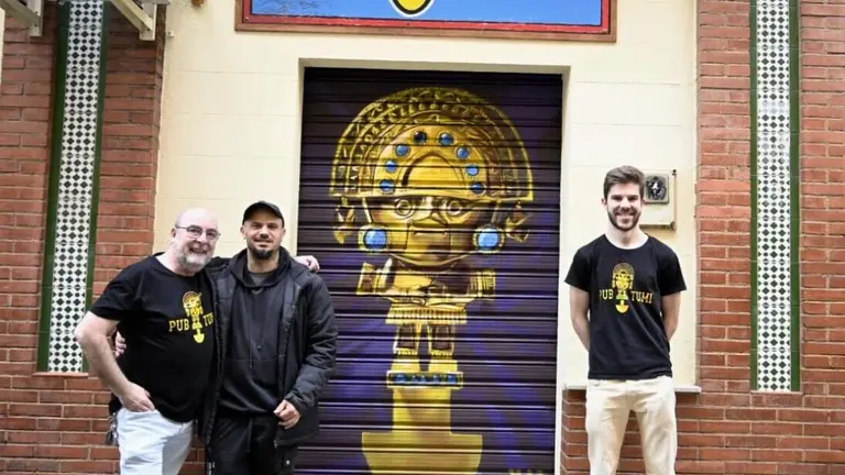 Manomatic, Pepelu y Saúl Serrano en las puertas del Tumi