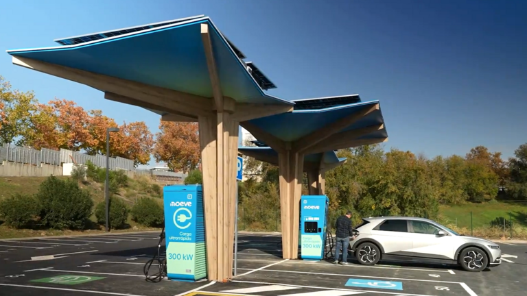 Moeve ofrece m&aacute;s de 90.000 puntos de recarga el&eacute;ctrica en Europa a trav&eacute;s de acuerdos de interoperabilidad