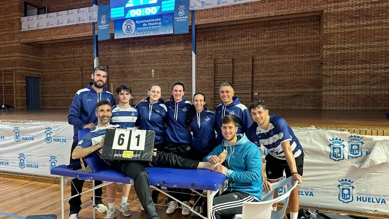 El IES La Orden celebrando la victoria.