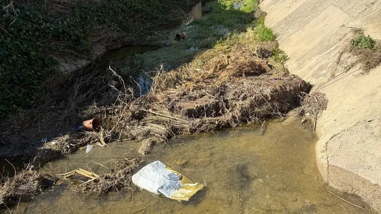 Canal desagüe La Ribera
