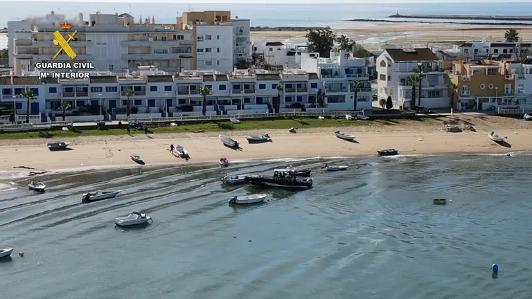 Intervención en el puerto de Isla Cristina