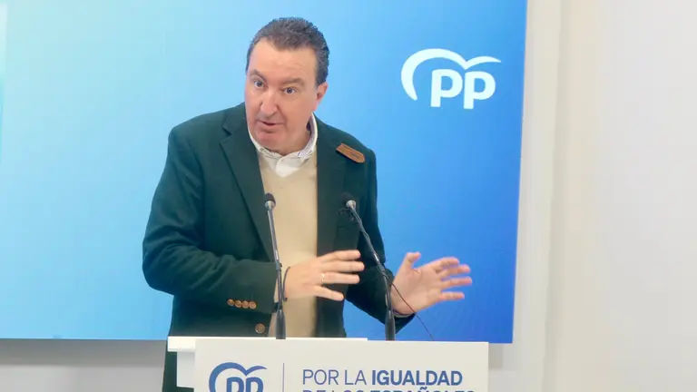 Manuel Andrés González