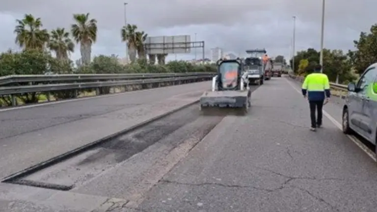 Obras en la autov&iacute;a de Huelva