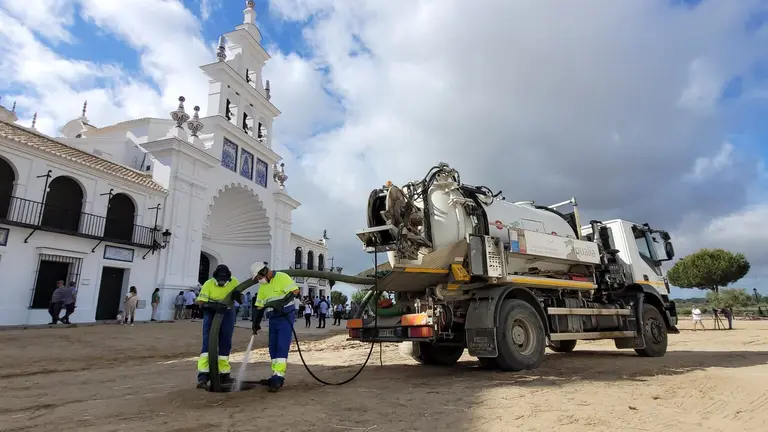 Aqualia prev&eacute; un consumo de 53 millones de litros de agua en El Roc&iacute;o
