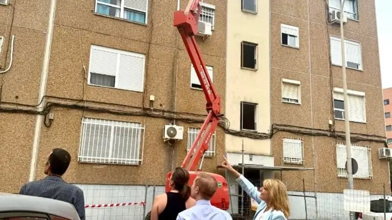 Segunda fase de la eliminación de castilletes de El Torrejón