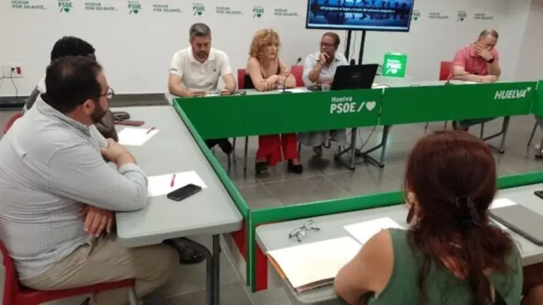 María Eugenia Limón y Mónica Montaño.