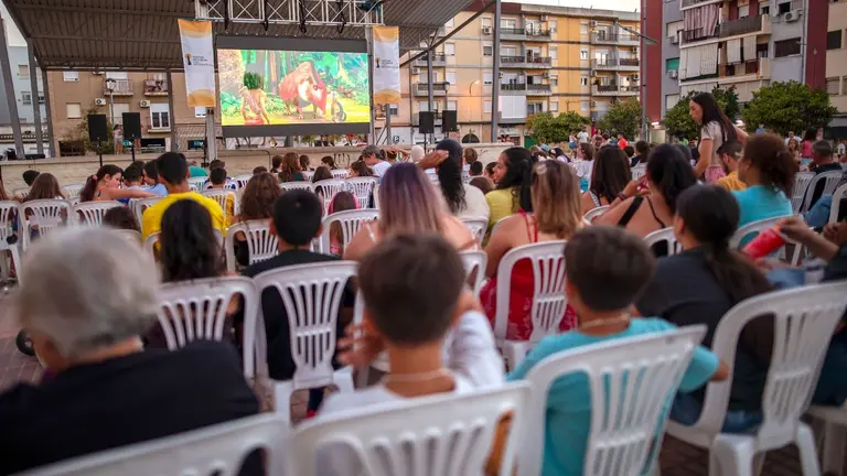 Cine al aire libre