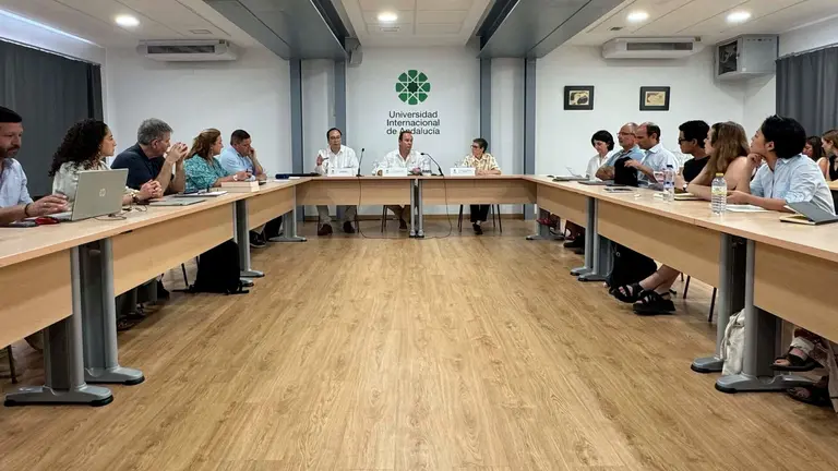 UNIA, cursos entre México y España