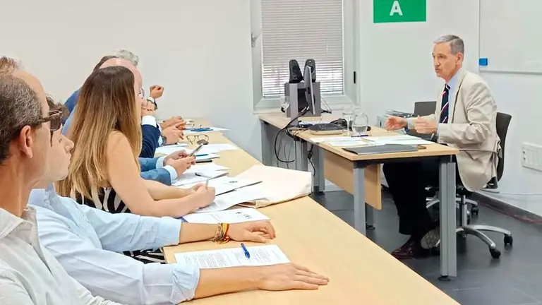 Eugenio Fr&iacute;as, de la Audiencia Nnal, en CV peritaci&oacute;n en La R&aacute;bida