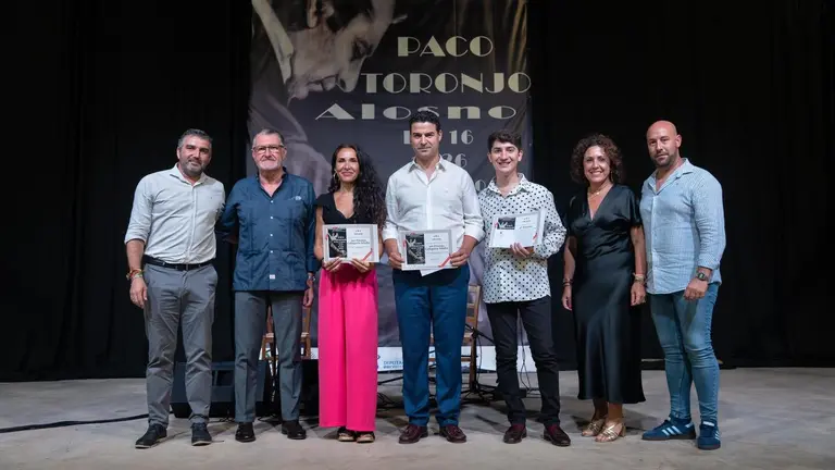Entrega de premios del certamen de fandangos.
