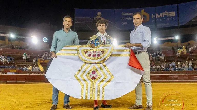 Imagen del reconocimiento a Armando Rojo. / Fotografía: torospereda.com