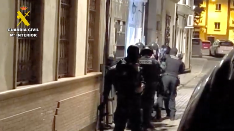 Operaci&oacute;n contra el narcotr&aacute;fico en Villablanca e Isla Cristina. / Fotograf&iacute;as: Guardia Civil.