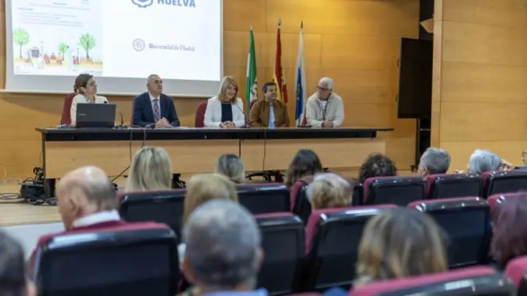 Plan ciudad amigable con las personas mayores / Fotografía: Ayuntamiento de Huelva.