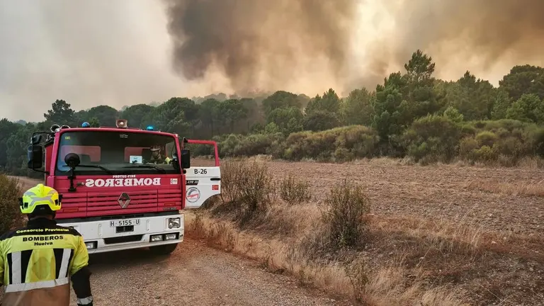 Incendio en Aroche / Fotograf&iacute;a: Diputaci&oacute;n de Huelva